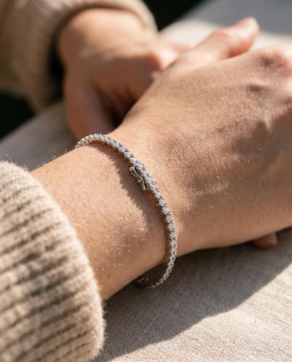 Grand tennisarmband 1,60 ct i 18K vitguld