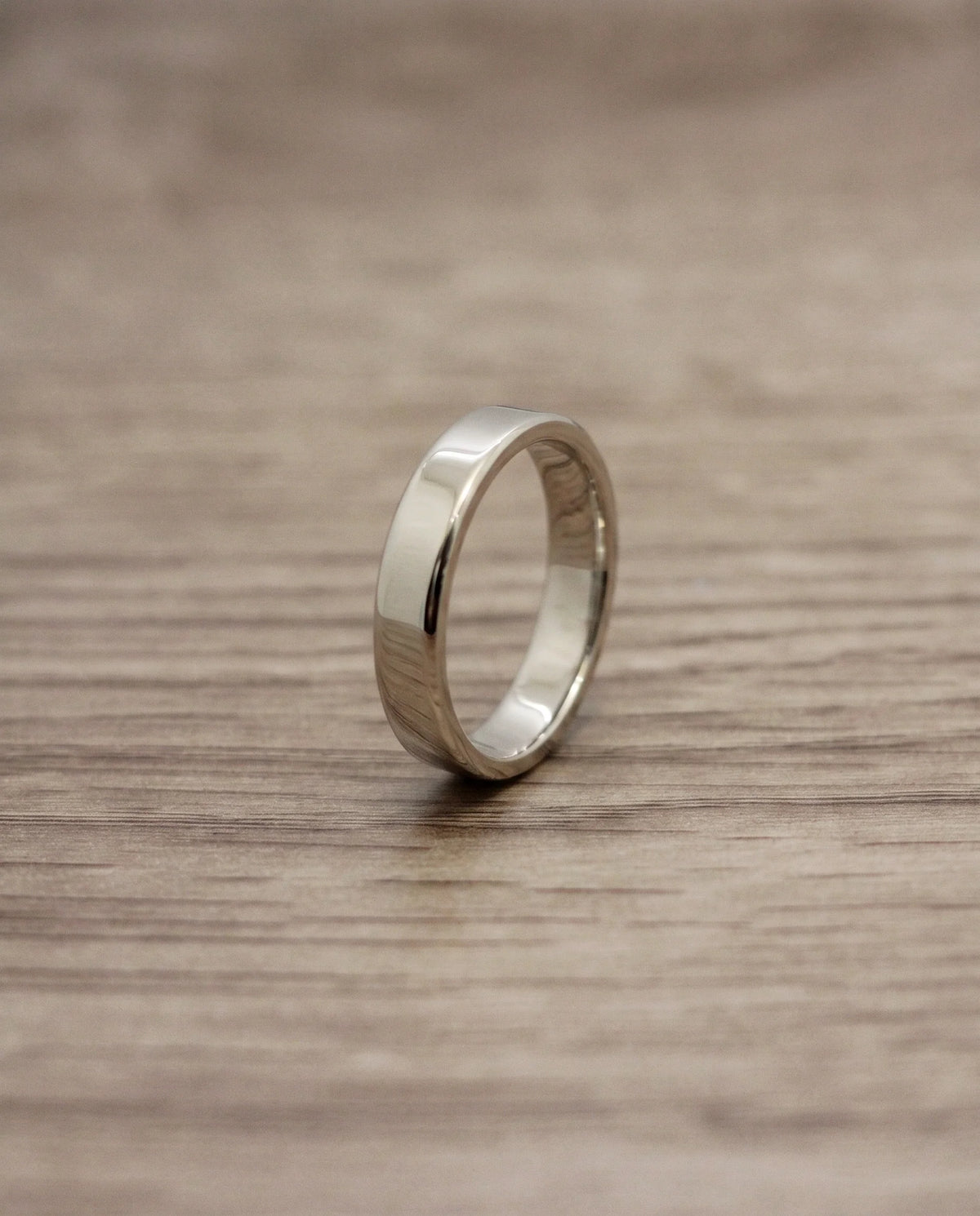 CB Design Smooth slät vigselring 4,5 mm i platina