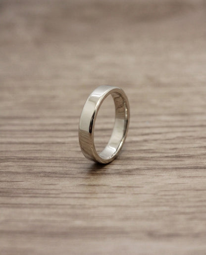 CB Design Smooth slät vigselring 4,5 mm i platina