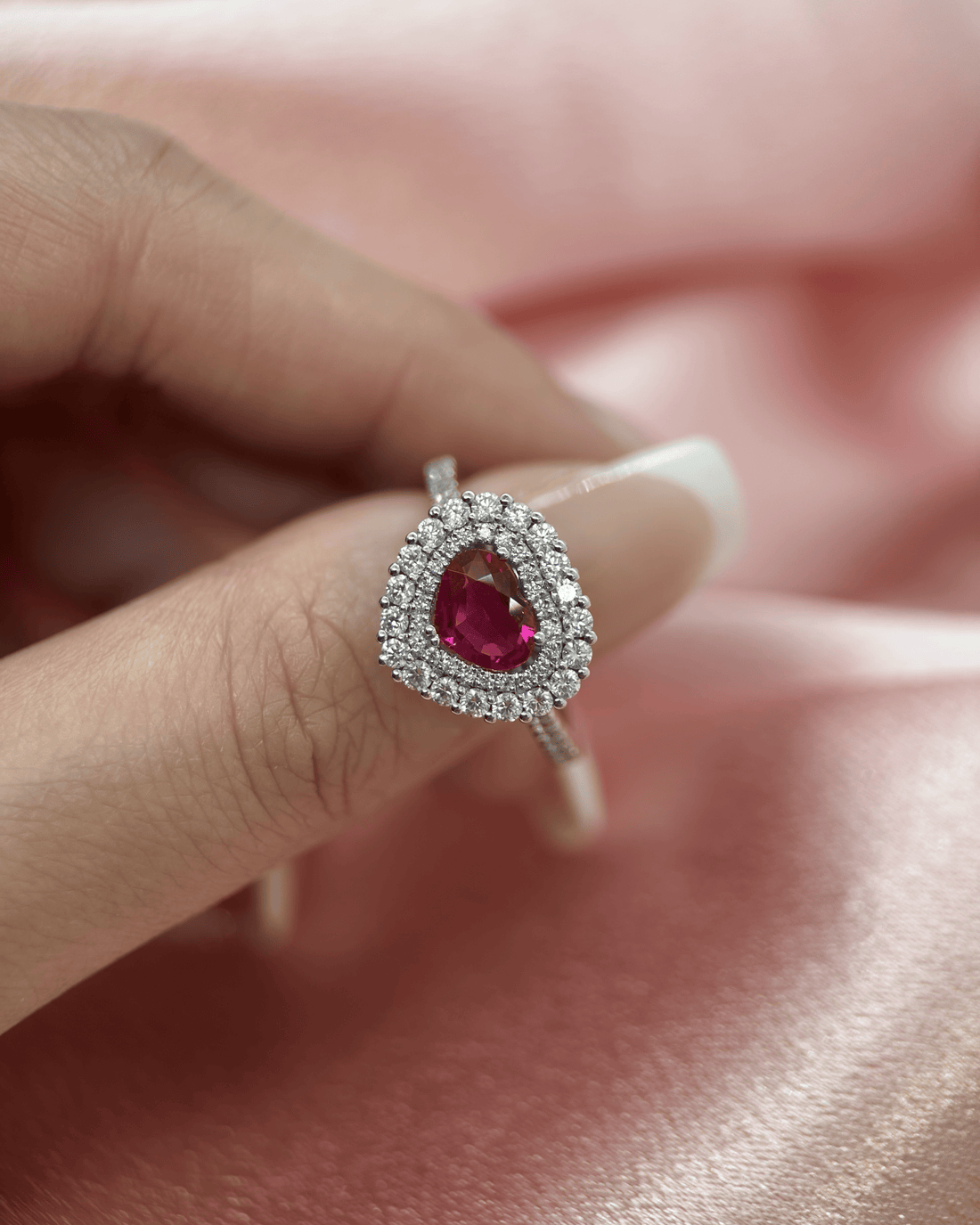 Heart-Cut Burmese Ruby &amp; Diamond Double Halo Ring in 18K White Gold – 1.00 ct