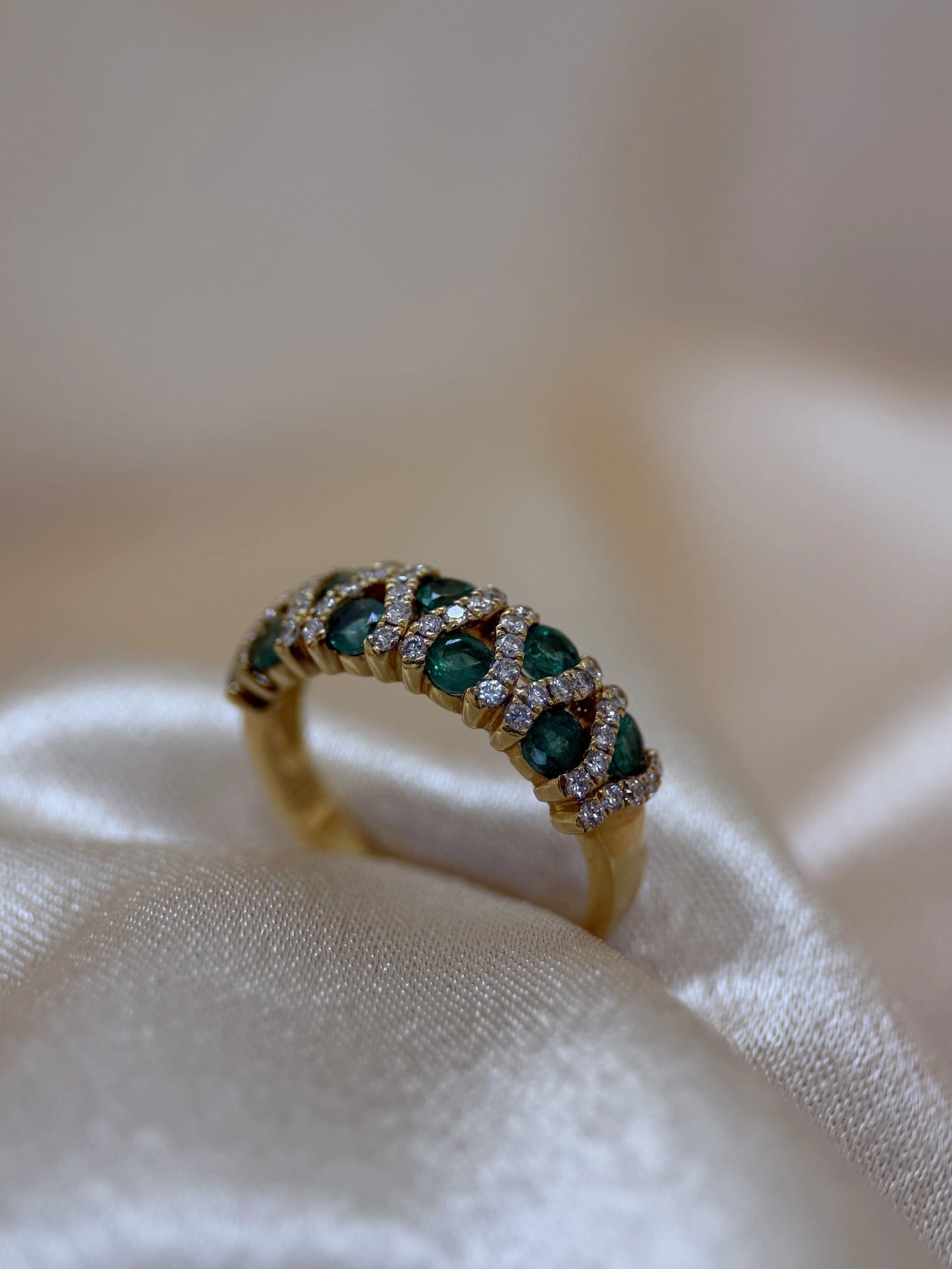 Cocktailring med Smaragder &amp; Briljanter i 18K Rödguld