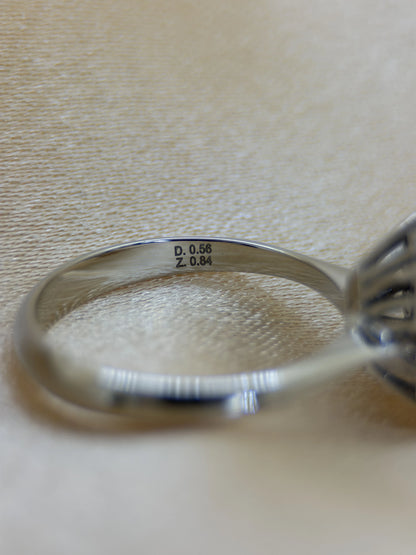 Färgstensring med Blå Safir &amp; Briljanter i 18K Vitguld – 0,84 ct